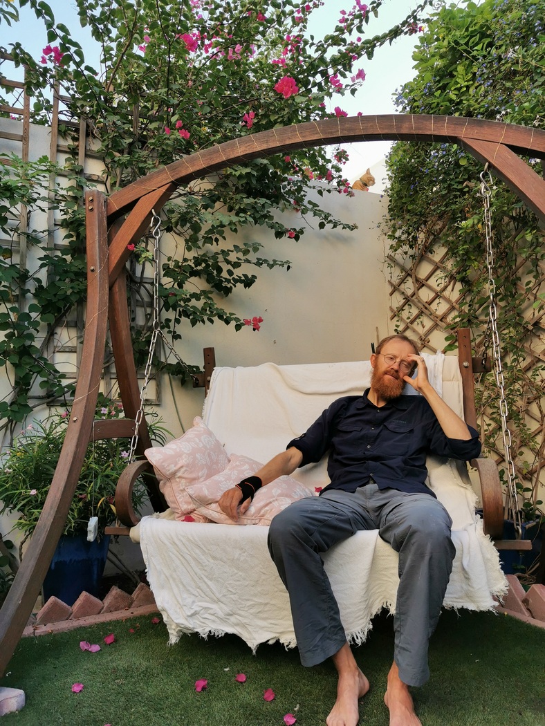 Tilmann auf Hollywood-Schaukel