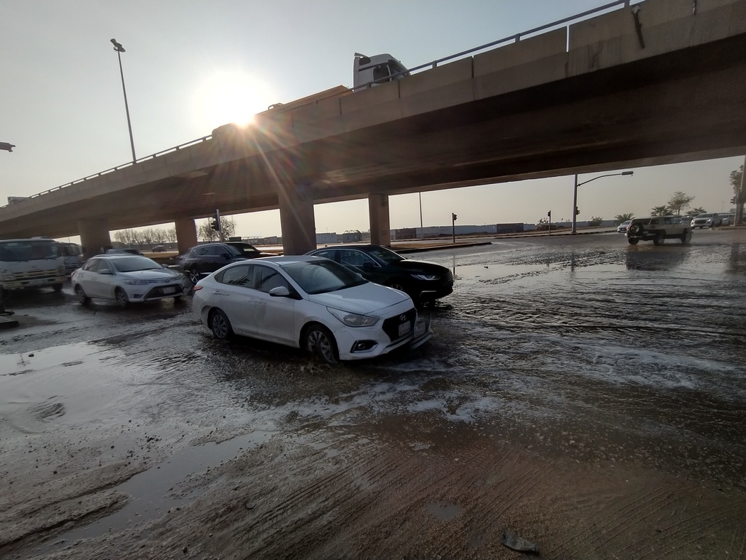 Überschwemmte Straße in Riad