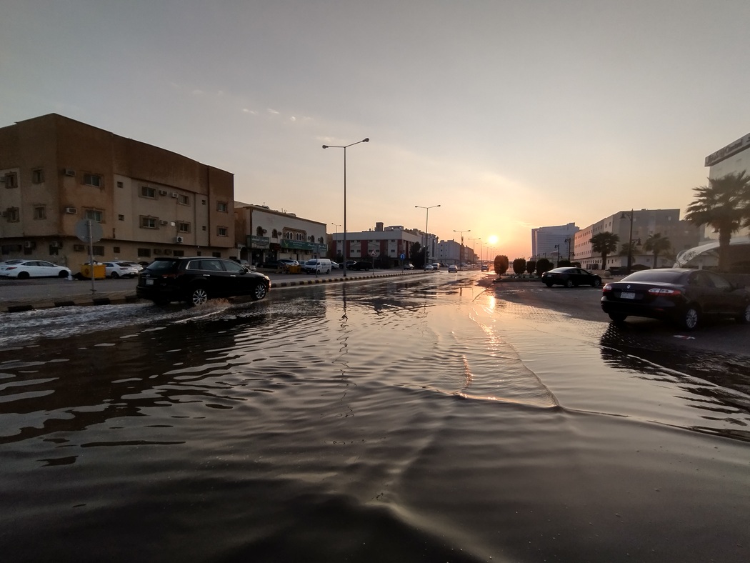 Überschwemmte Straße in Riad