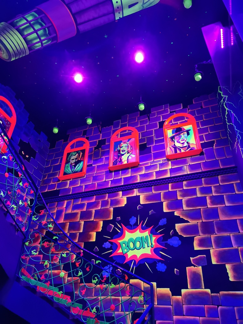 Shisha Bar Schwarzlicht-Design