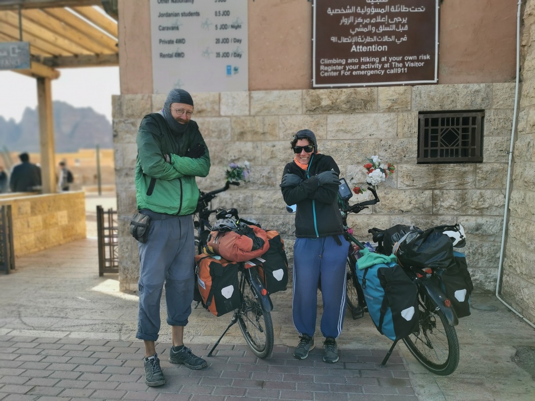 Tilmann und Julia frieren