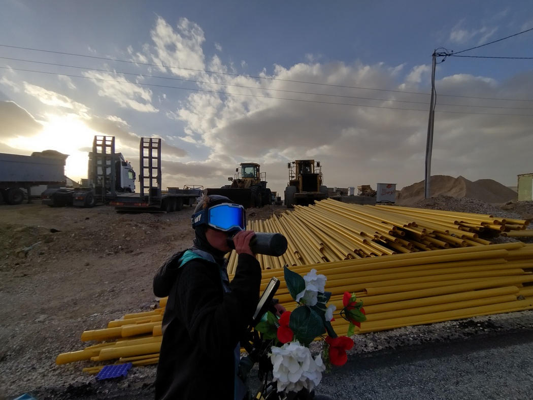 Julia mit Ski-Brille